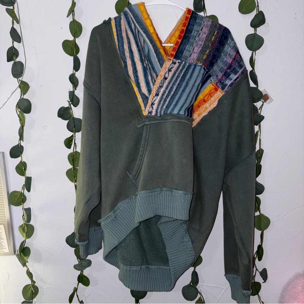 Free People Green Sweatshirt Dynamic Color-Block Design